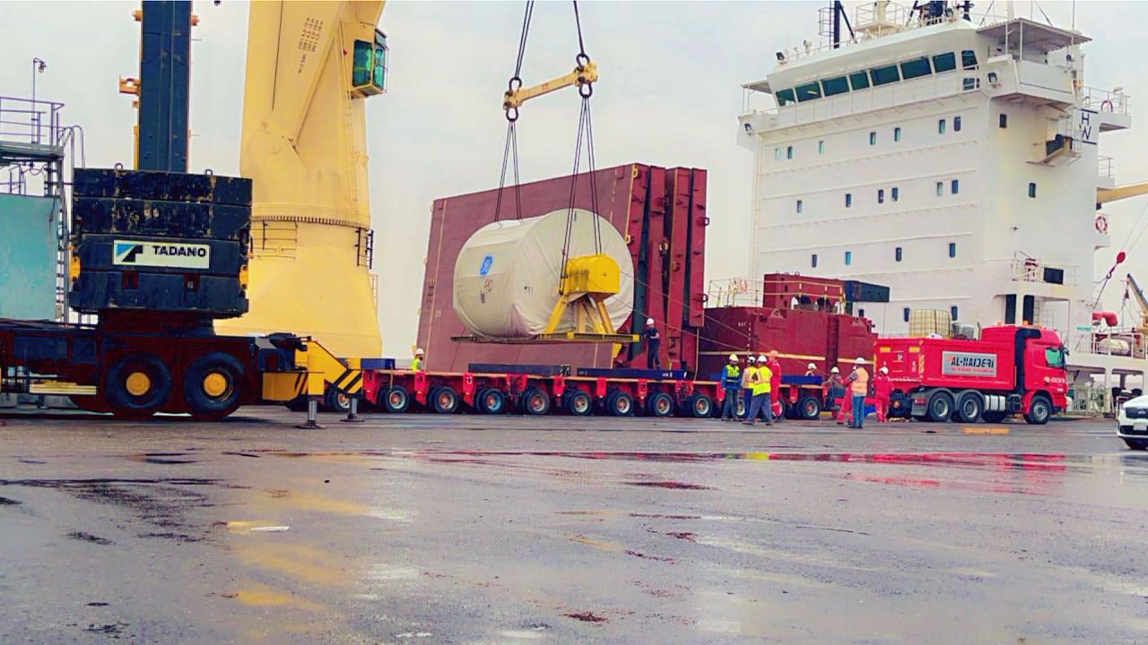 Transport heavy cargo to  Anbar Power Station